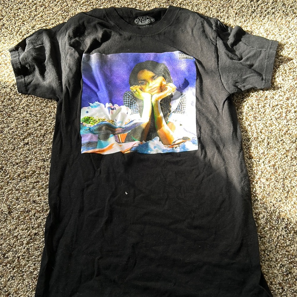 Olivia Rodrigo “sour” album shirt